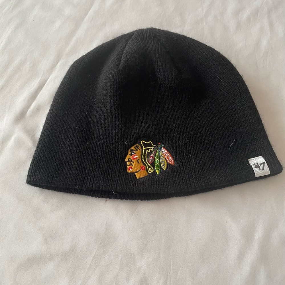 47 Infants’ Chicago Blackhawks Embroidered Knit Cap
